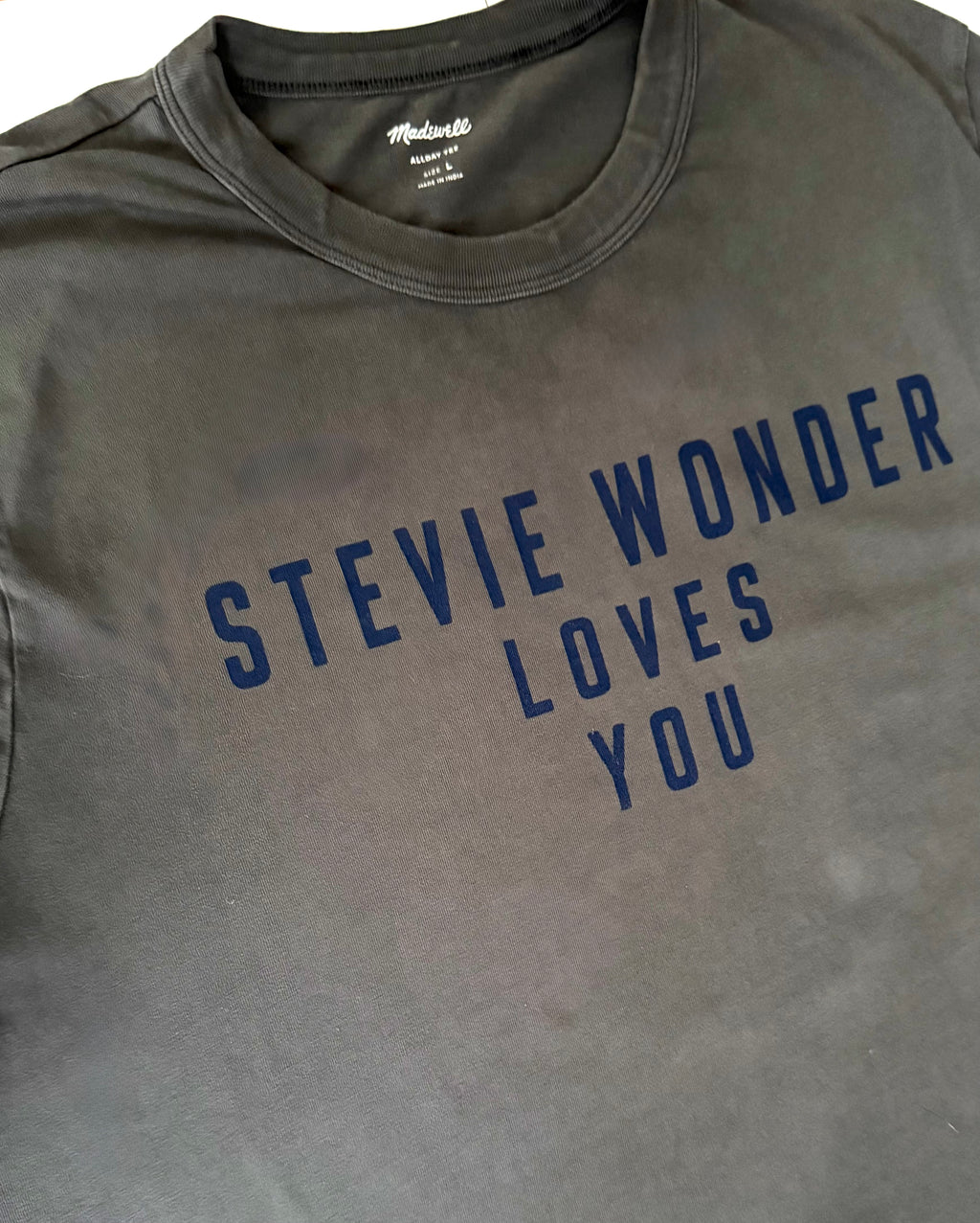 GRAY 001 — STEVIE WONDER LOVES YOU Charcoal Gray / L / G1